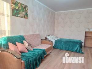 1-к квартира, посуточно, 34м2, 4/14 этаж