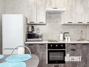 1-к квартира, посуточно, 37м2, 1/1 этаж