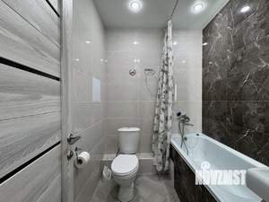 Студия квартира, посуточно, 35м2, 17/24 этаж