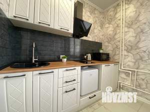 1-к квартира, посуточно, 38м2, 15/17 этаж