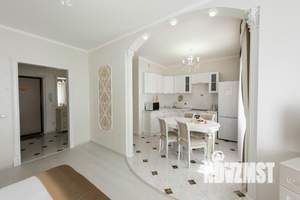 1-к квартира, посуточно, 50м2, 1/1 этаж