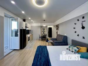 Студия квартира, посуточно, 35м2, 7/19 этаж