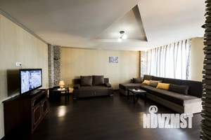 2-к квартира, посуточно, 92м2, 1/1 этаж