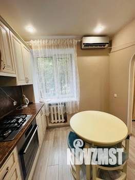 1-к квартира, посуточно, 38м2, 1/4 этаж