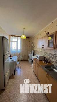 1-к квартира, посуточно, 43м2, 1/1 этаж