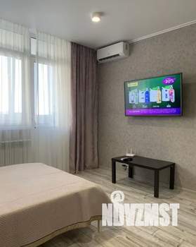 Студия квартира, посуточно, 33м2, 4/15 этаж