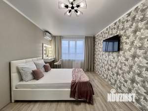 1-к квартира, посуточно, 42м2, 1/1 этаж