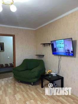 1-к квартира, посуточно, 45м2, 4/10 этаж