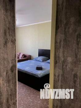 1-к квартира, посуточно, 43м2, 1/1 этаж