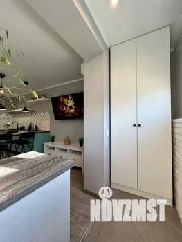 Студия квартира, посуточно, 35м2, 8/17 этаж