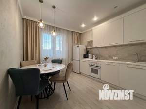 1-к квартира, посуточно, 43м2, 1/1 этаж