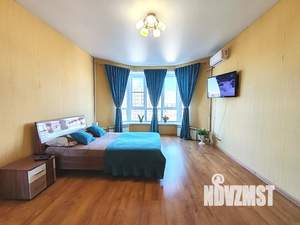 1-к квартира, посуточно, 42м2, 9/10 этаж