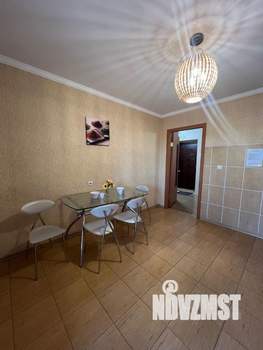 1-к квартира, посуточно, 45м2, 4/10 этаж