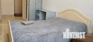 1-к квартира, посуточно, 44м2, 2/17 этаж