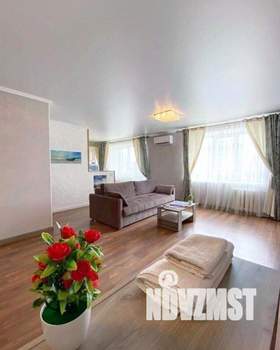 Студия квартира, посуточно, 54м2, 7/12 этаж