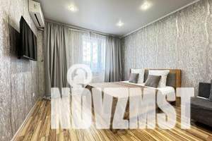 1-к квартира, посуточно, 43м2, 8/17 этаж