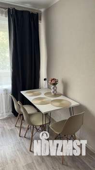 2-к квартира, посуточно, 36м2, 3/3 этаж