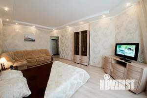 1-к квартира, посуточно, 53м2, 13/17 этаж