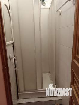 1-к квартира, посуточно, 38м2, 4/10 этаж