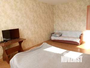 2-к квартира, посуточно, 40м2, 5/17 этаж