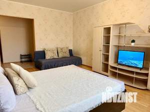 1-к квартира, посуточно, 46м2, 1/1 этаж