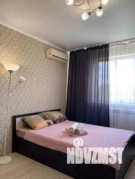 1-к квартира, посуточно, 40м2, 3/17 этаж