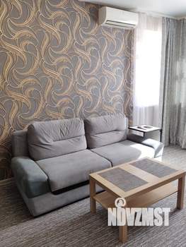 1-к квартира, посуточно, 40м2, 3/6 этаж