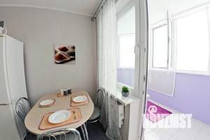 1-к квартира, посуточно, 54м2, 1/1 этаж