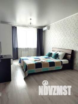 1-к квартира, посуточно, 38м2, 10/17 этаж