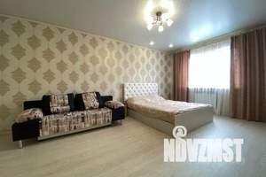 1-к квартира, посуточно, 38м2, 5/10 этаж