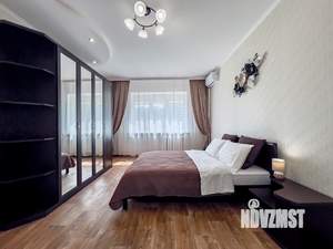2-к квартира, посуточно, 80м2, 1/1 этаж