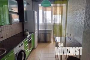 1-к квартира, посуточно, 41м2, 9/10 этаж