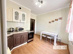 2-к квартира, посуточно, 65м2, 3/17 этаж