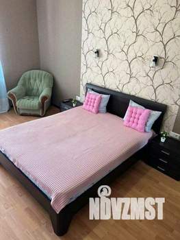 1-к квартира, посуточно, 60м2, 1/1 этаж