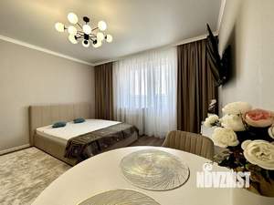 Студия квартира, посуточно, 35м2, 21/24 этаж