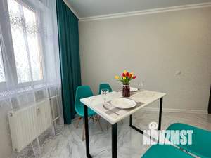 1-к квартира, посуточно, 39м2, 13/17 этаж