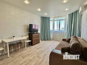 1-к квартира, посуточно, 40м2, 1/1 этаж