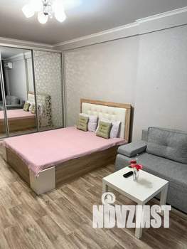 1-к квартира, посуточно, 42м2, 15/15 этаж