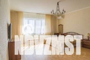 1-к квартира, посуточно, 65м2, 6/8 этаж