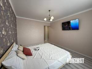 1-к квартира, посуточно, 38м2, 9/16 этаж