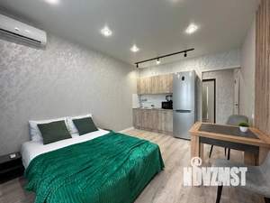 Студия квартира, посуточно, 28м2, 1/17 этаж