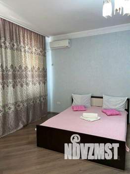 1-к квартира, посуточно, 60м2, 1/1 этаж