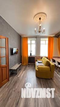 2-к квартира, посуточно, 35м2, 1/3 этаж
