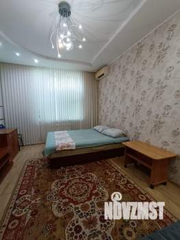 1-к квартира, посуточно, 42м2, 1/17 этаж