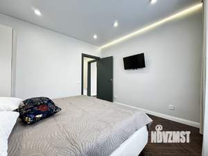 1-к квартира, посуточно, 44м2, 4/15 этаж