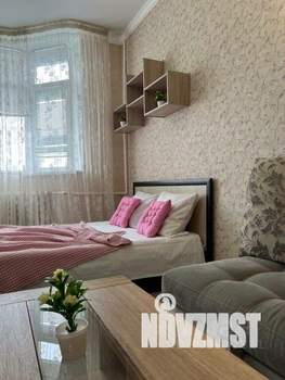 1-к квартира, посуточно, 42м2, 1/1 этаж