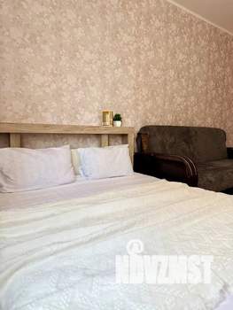 1-к квартира, посуточно, 37м2, 3/18 этаж