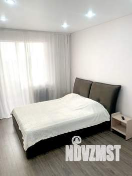 1-к квартира, посуточно, 40м2, 8/17 этаж