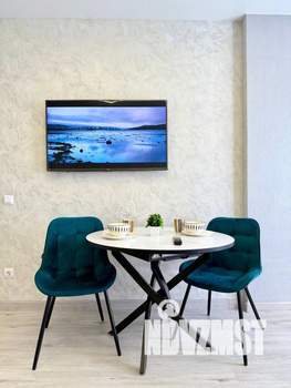 1-к квартира, посуточно, 43м2, 1/1 этаж