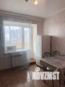 2-к квартира, посуточно, 50м2, 1/1 этаж